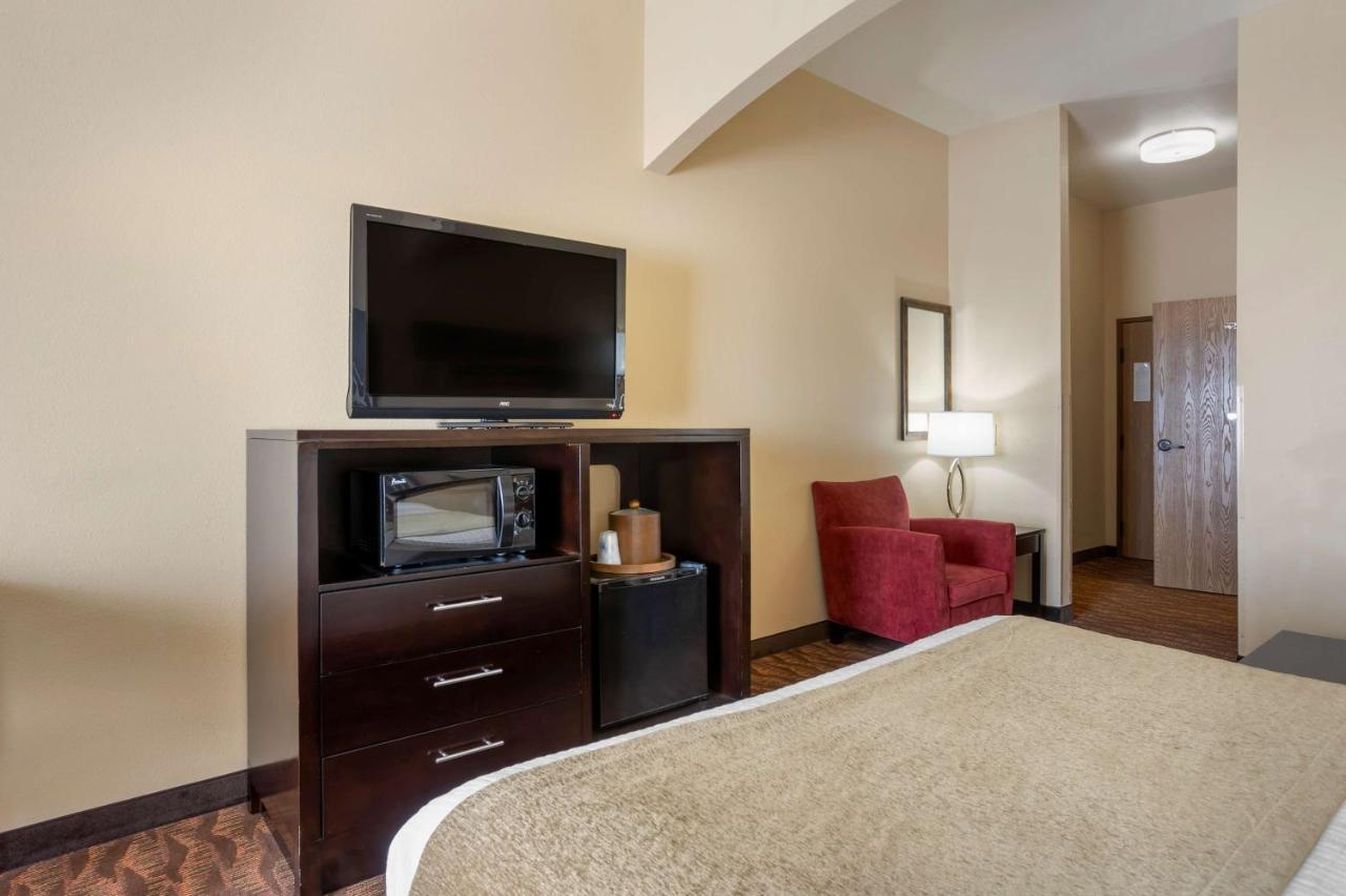 Best Western Plus Capital Inn Jefferson City Exterior photo